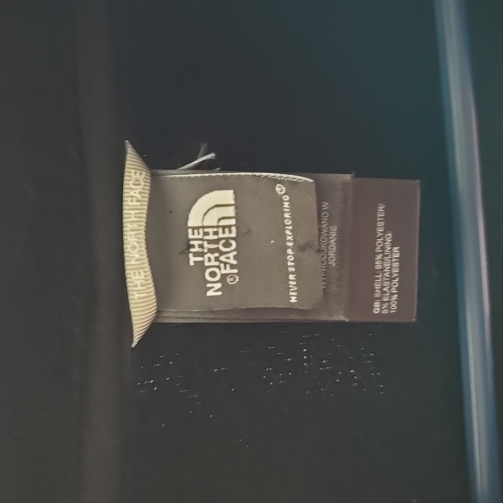 North Face jacket - Picture 2 of 8